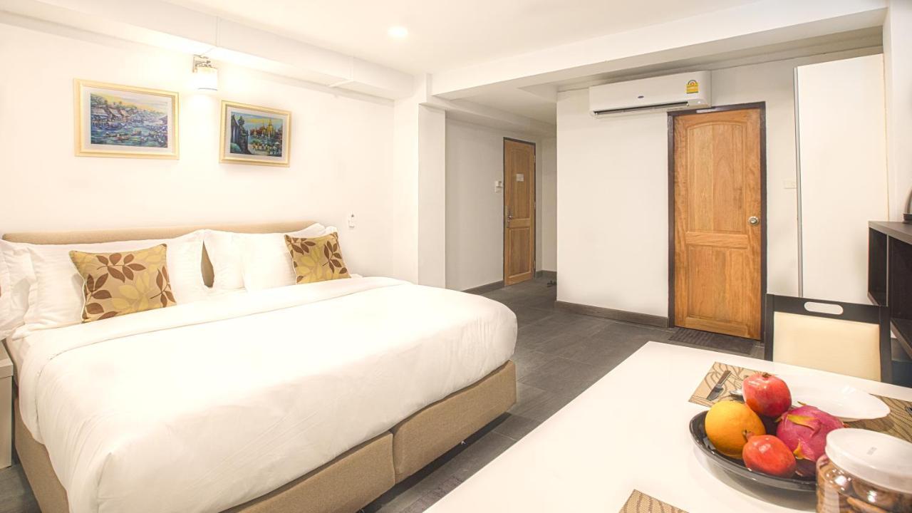 V One Pride-Sukhumvit 22, Bangkok Hotel Exterior photo