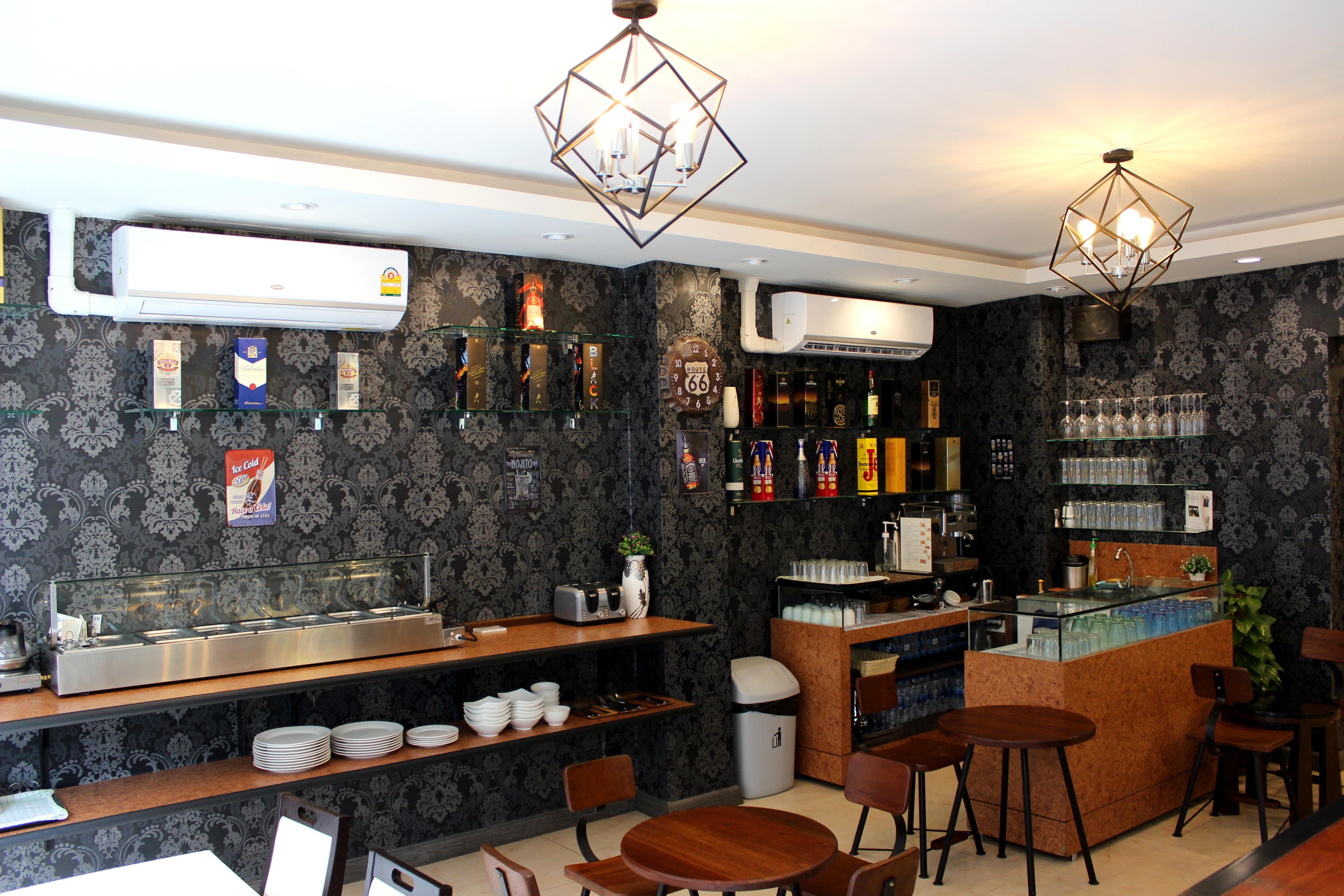 V One Pride-Sukhumvit 22, Bangkok Hotel Exterior photo