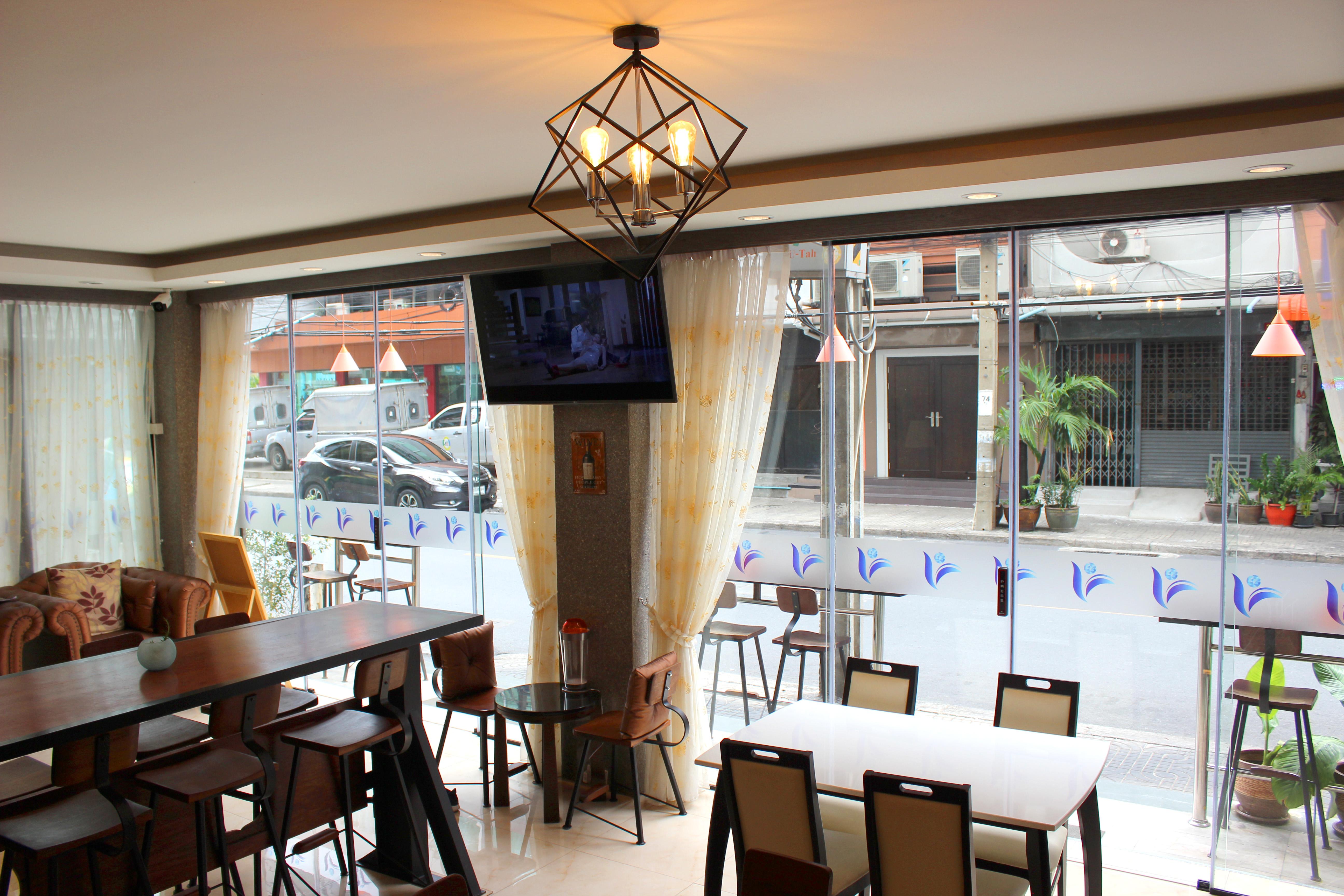 V One Pride-Sukhumvit 22, Bangkok Hotel Exterior photo